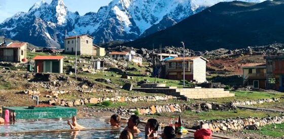 Aguas termales de Pacchanta en el Ausangate