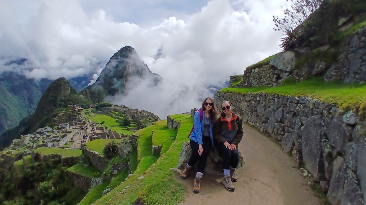 TOUR A MACHU PICCHU EN TREN EXPEDITION O VOYAGER DESDE CUSCO